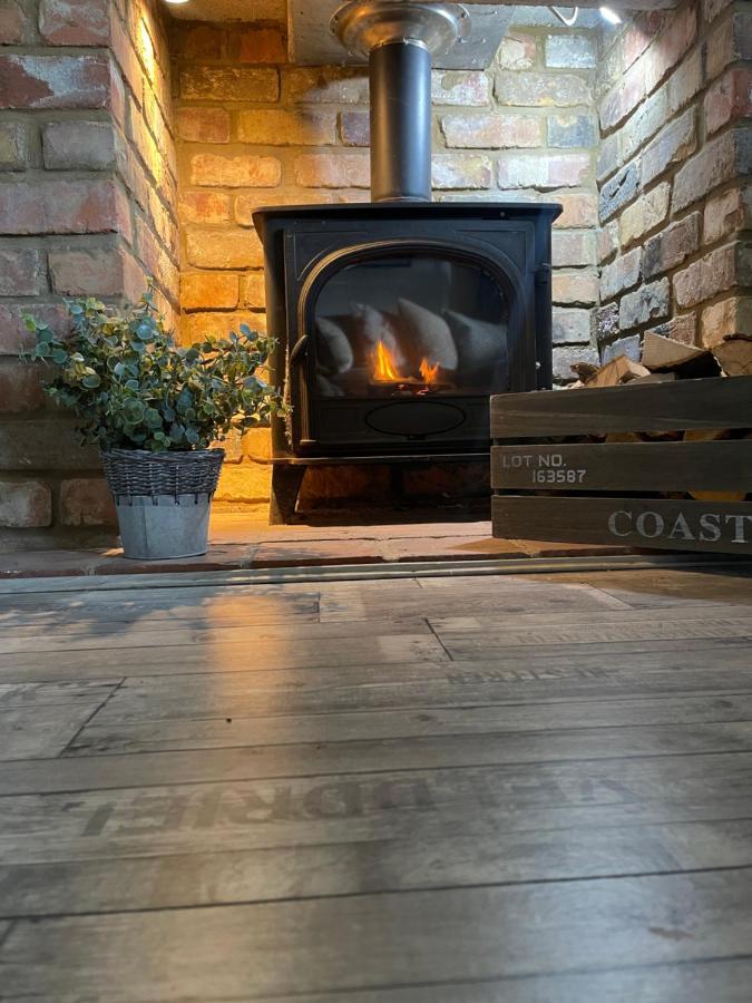 Vila Den Of Joy Humberston Fitties Sleeps 6,Hot Tub,Log Burner Cleethorpes Exteriér fotografie